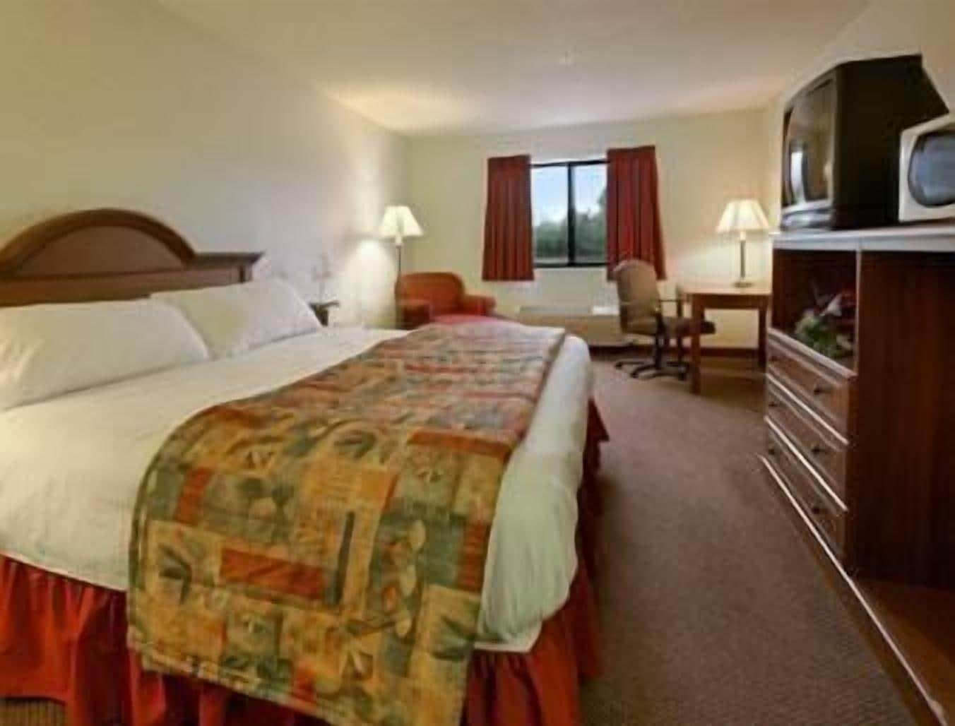 Baymont By Wyndham Monroe Hotel Luaran gambar