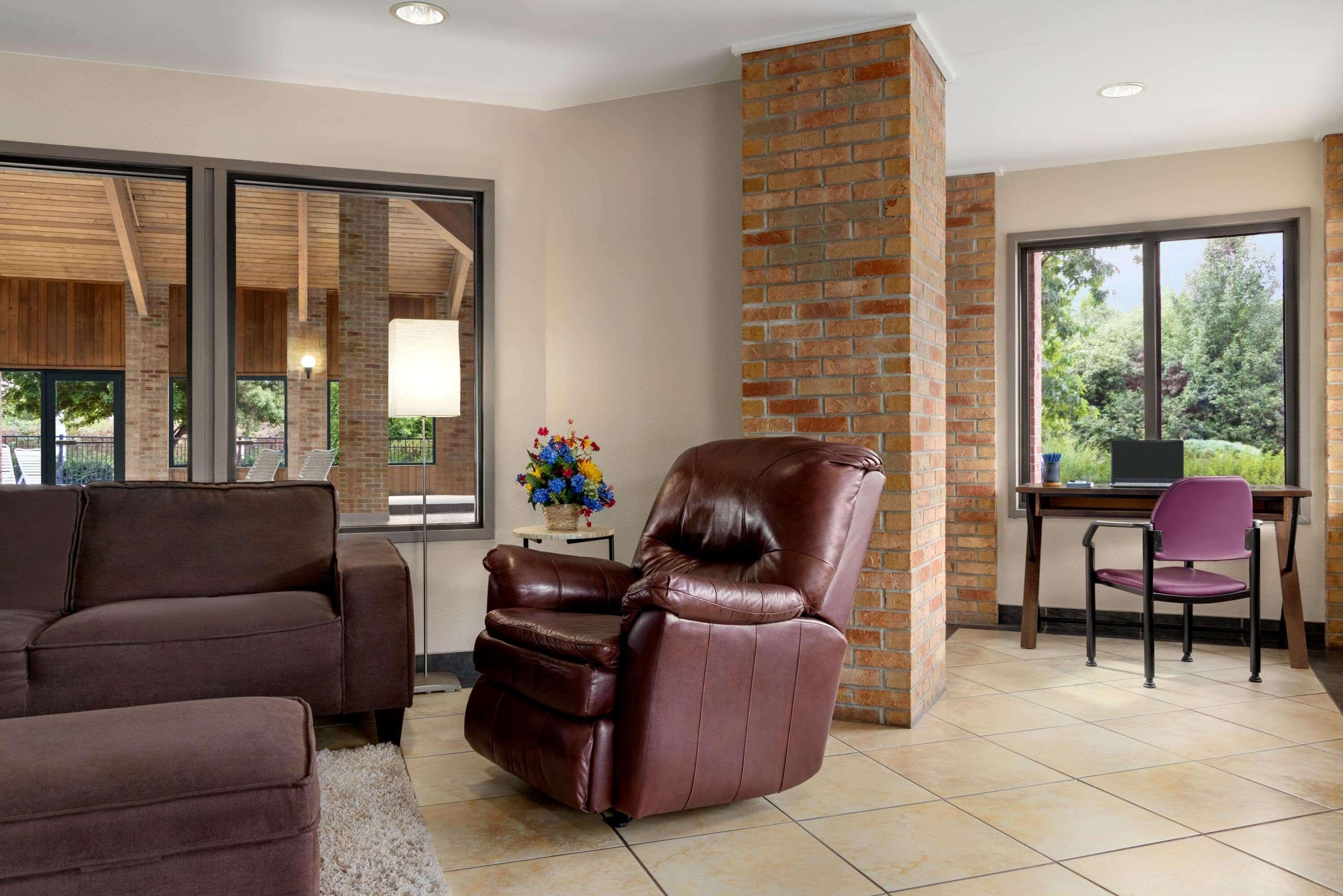 Baymont By Wyndham Monroe Hotel Luaran gambar